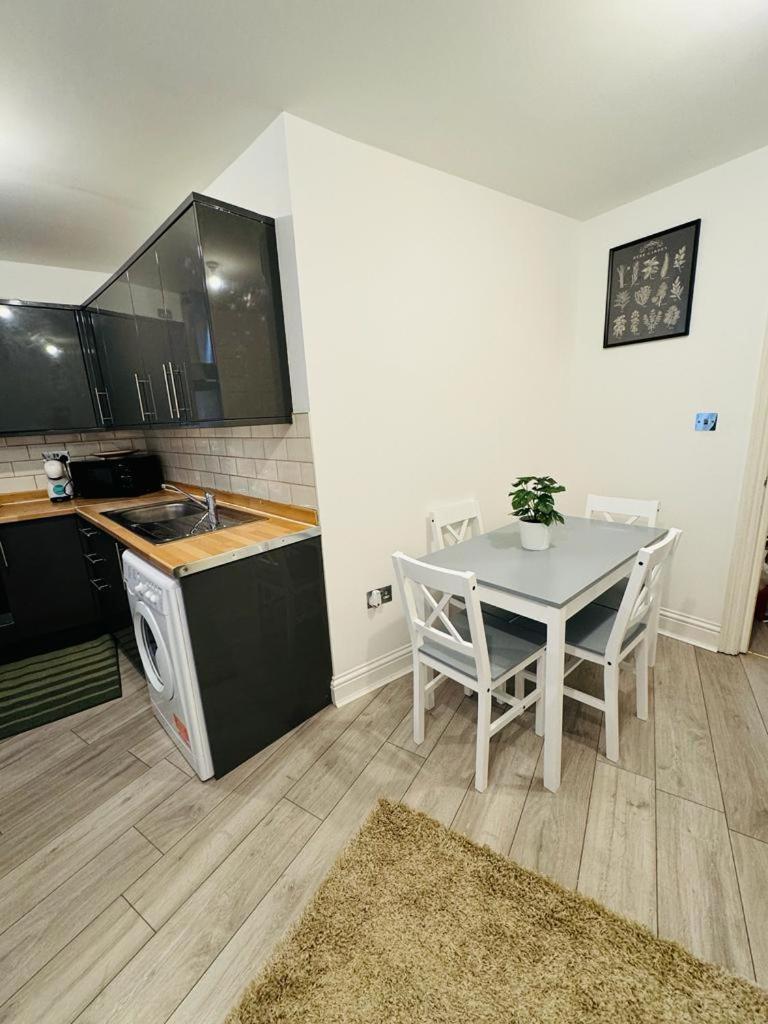 Willesden J Guest Home 4 London Exterior foto